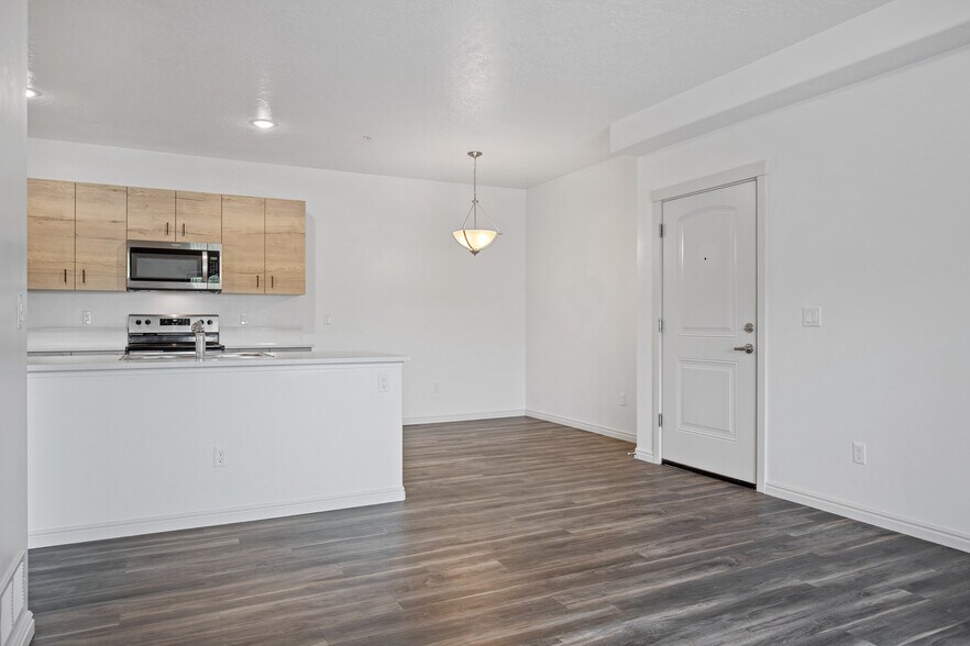 More Photos Of 9557 W State St, Boise Apartments For Sale