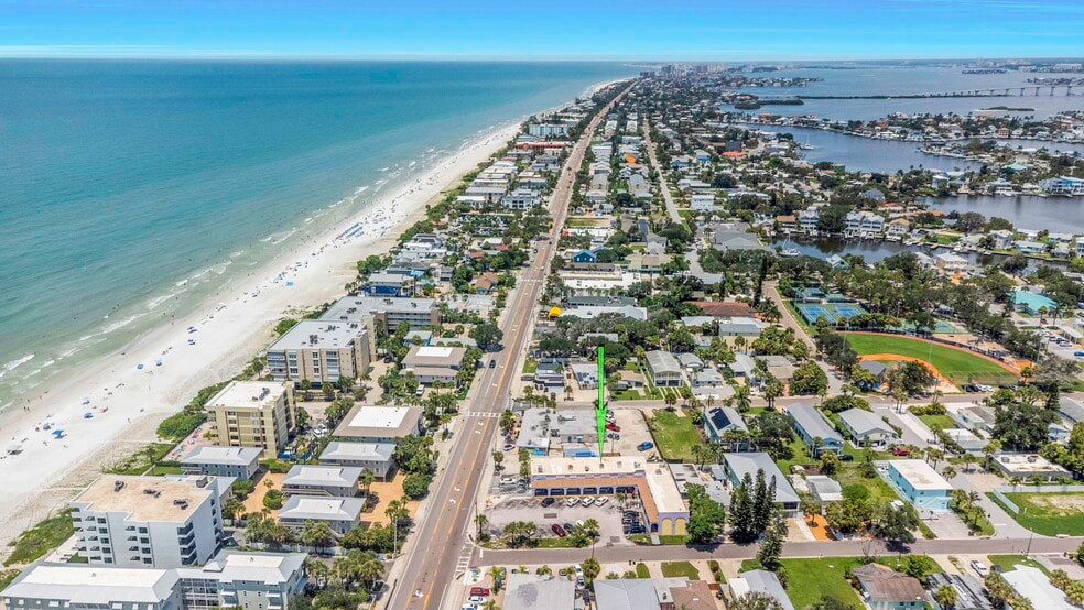 More Photos Of 1401 Gulf Blvd, Indian Rocks Beach General Retail For Sale