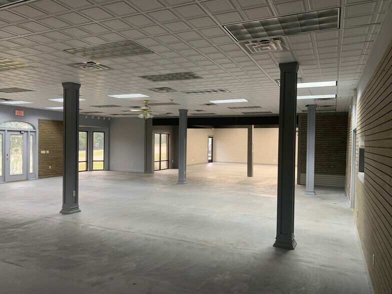 More Photos Of 1078 McRae Hwy, Eastman Freestanding For Sale