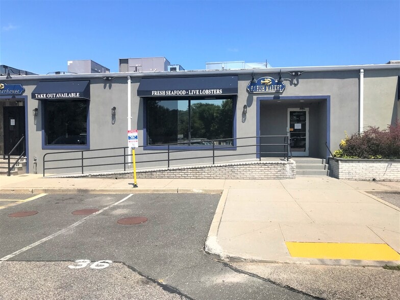 More Photos Of 134 Main St, Port Jefferson Restaurant For Sale