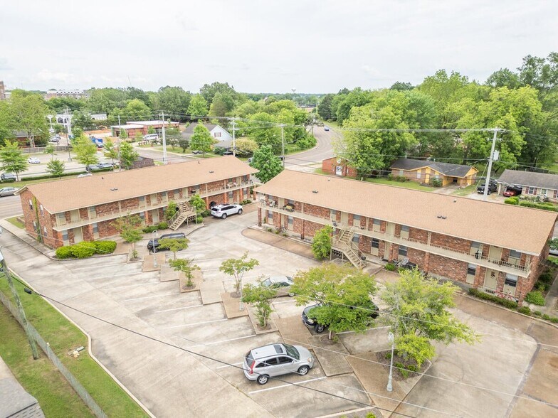 More Photos Of , Starkville Unknown For Sale