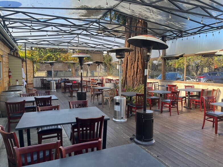 More Photos Of 5862-5872 Doyle St, Emeryville Restaurant For Sale