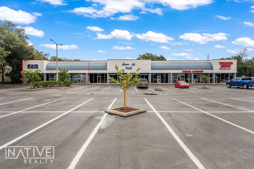 More Photos Of 36520 Pure Water Way, Zephyrhills General Retail For Lease