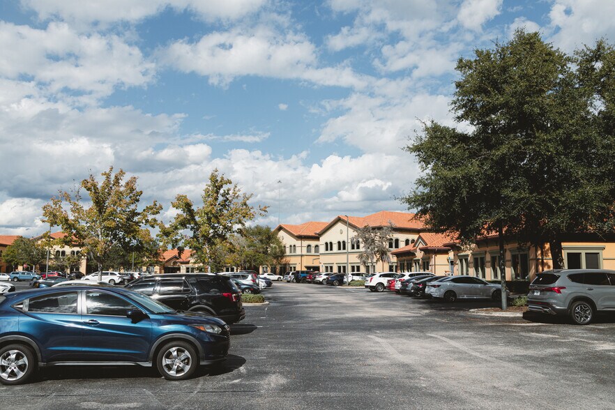 More Photos Of 1301 S International Pky, Lake Mary Medical For Lease