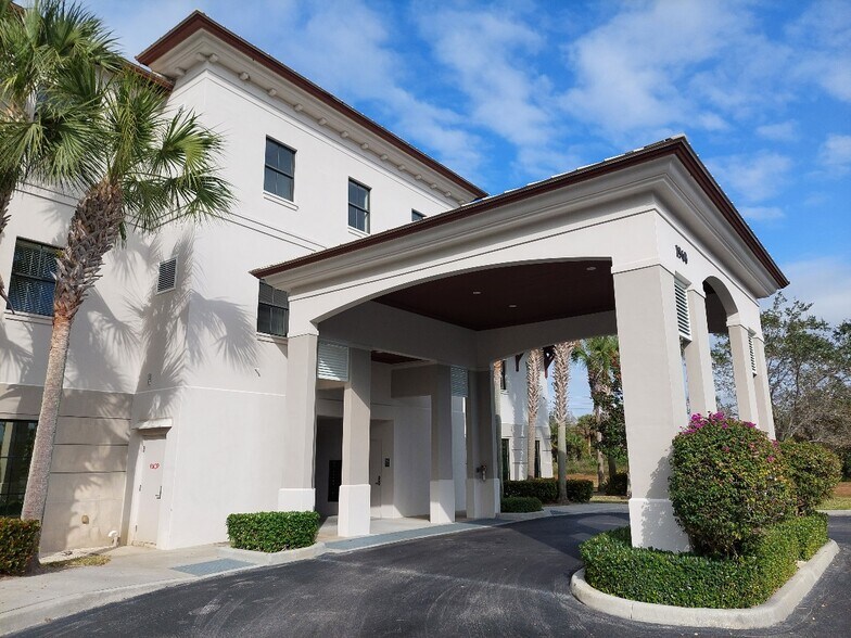 More Photos Of 1960 Pointe West Dr, Vero Beach Medical For Lease