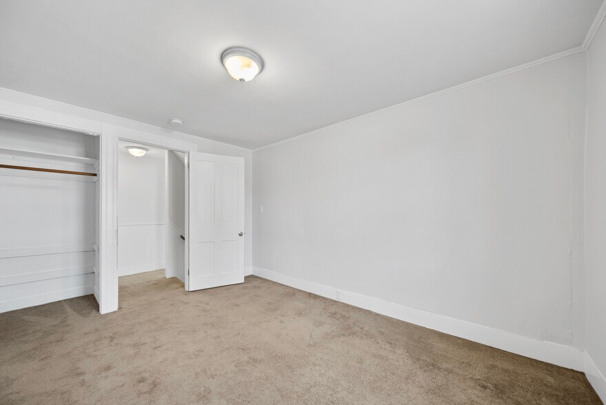 More Photos Of 210 Main St, Somersworth Apartments For Sale