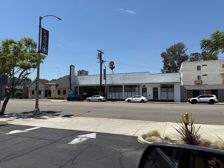 More Photos Of 3923-3925 Long Beach Blvd, Long Beach Storefront For Sale
