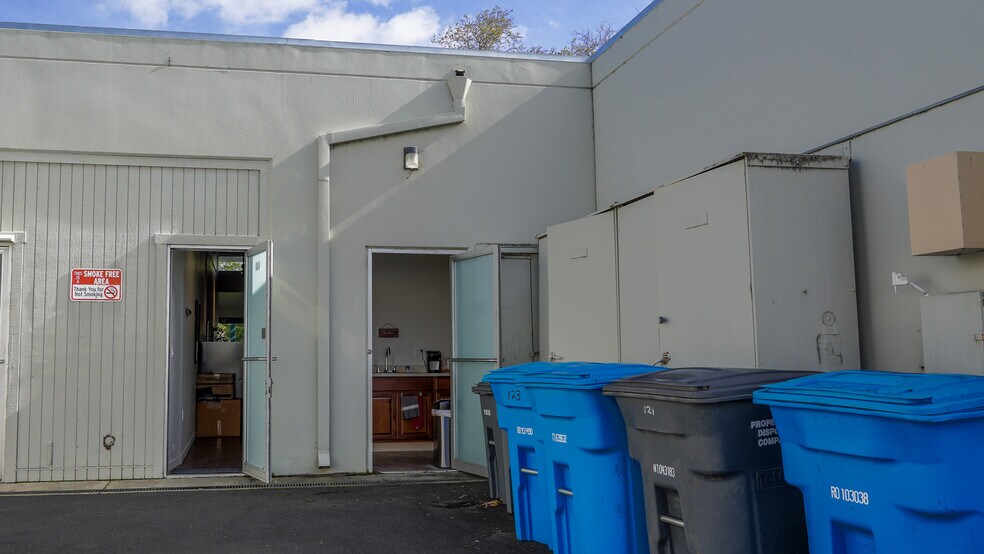 More Photos Of 14 Commercial Blvd, Novato Flex For Sale