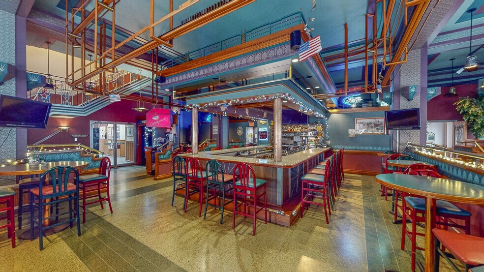 More Photos Of 501 Washington St, Steubenville Restaurant For Sale