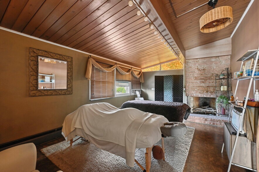 More Photos Of 2402 N Nevada Ave, Colorado Springs Freestanding For Sale