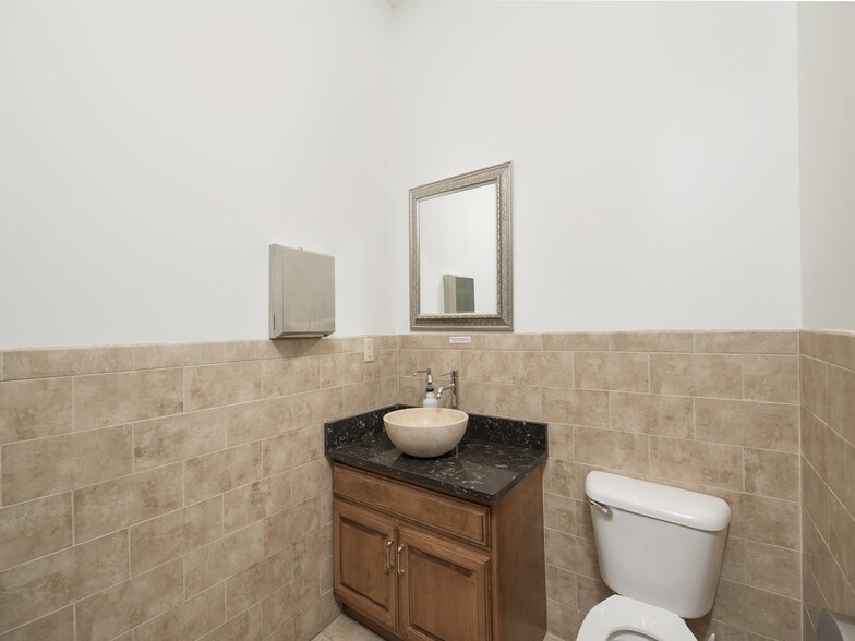 More Photos Of 1700 Pennsylvania Ave, McDonough Office For Lease