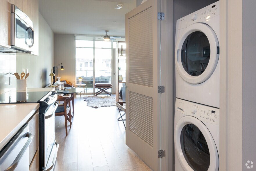 More Photos Of 750 S Grand Ave, Los Angeles Apartments For Lease