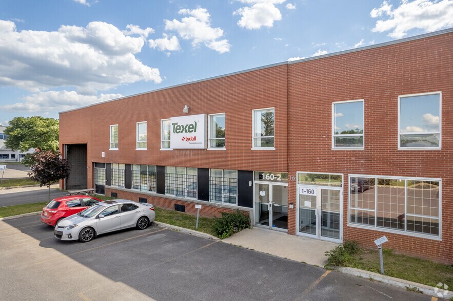More Photos Of 160 Boul Industriel, Boucherville Manufacturing For Lease