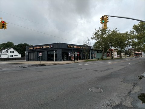 More Photos Of 3150-3170 Long Beach Rd, Oceanside Storefront For Lease