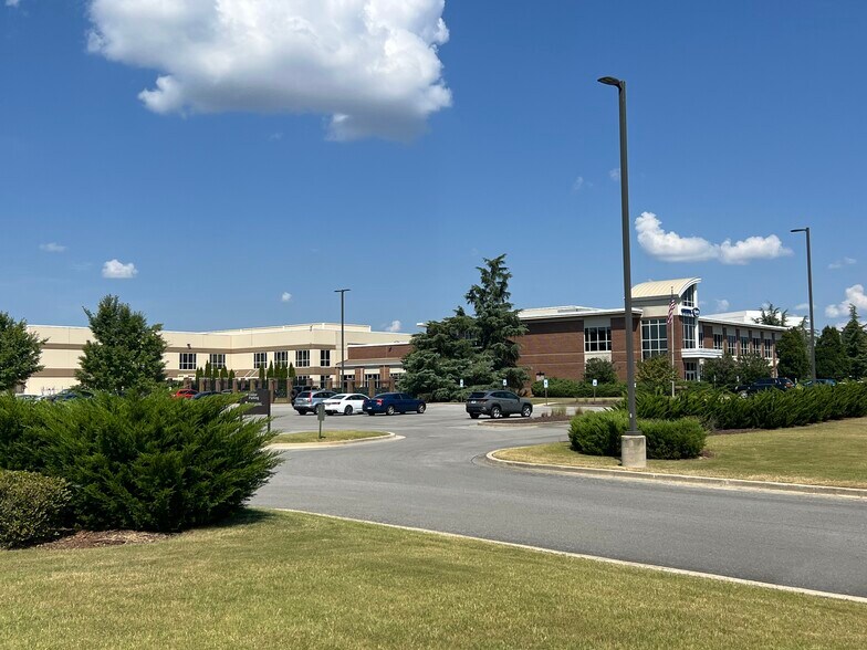 Primary Photo Of 330 Bob Heath Dr, Huntsville Office For Lease