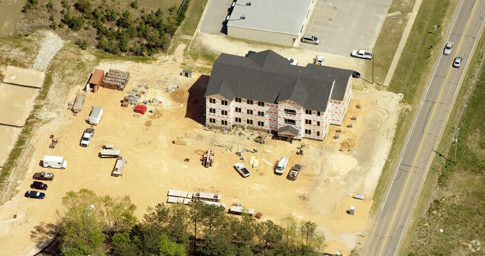 More Photos Of 7724 Raeford Rd, Fayetteville Medical For Lease