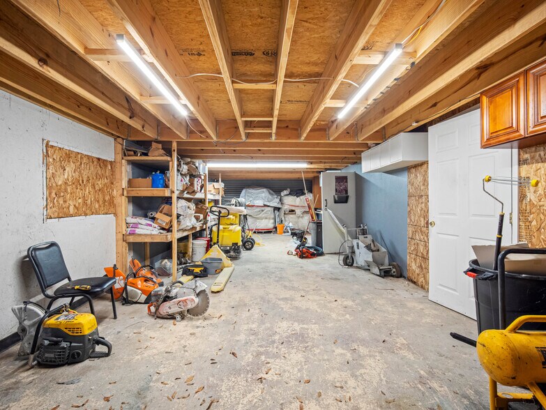 More Photos Of 16299 Cortez Blvd, Brooksville Industrial For Sale