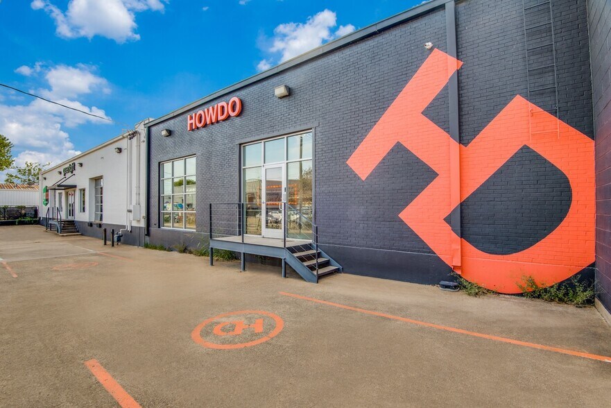 More Photos Of 4827-4841 Memphis St, Dallas Office For Sale