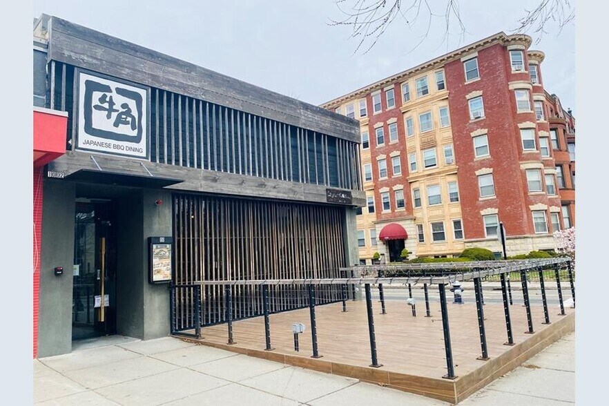 More Photos Of 1002 Beacon St, Brookline Storefront Retail Residential For Sale