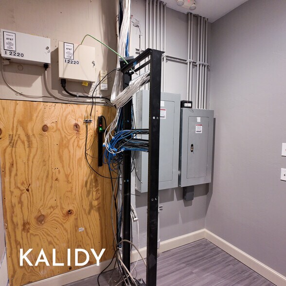 More Photos Of 2220 NW 164th St, Edmond Office For Sale