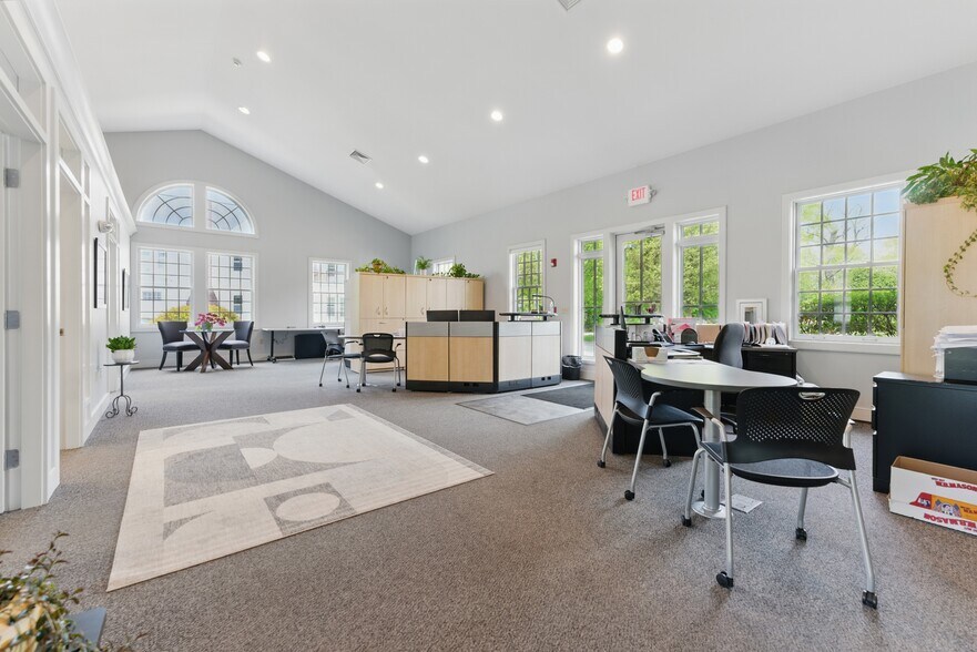 More Photos Of 460 Newton St, South Hadley General Retail For Sale