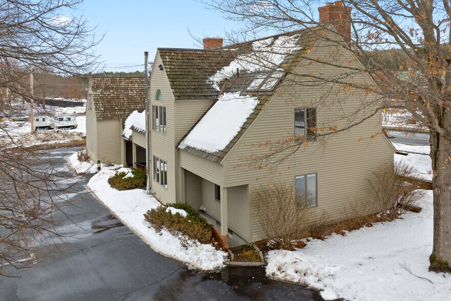 More Photos Of 68 Lyme Rd, Hanover Office Residential For Sale