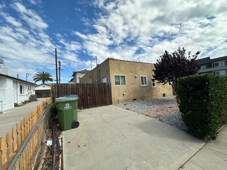 More Photos Of 1111-1121 W Alhambra Rd, Alhambra Apartments For Sale