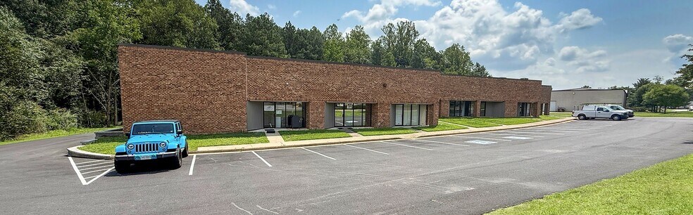 More Photos Of 11034-11038 Lakeridge Pky, Ashland Light Distribution For Lease
