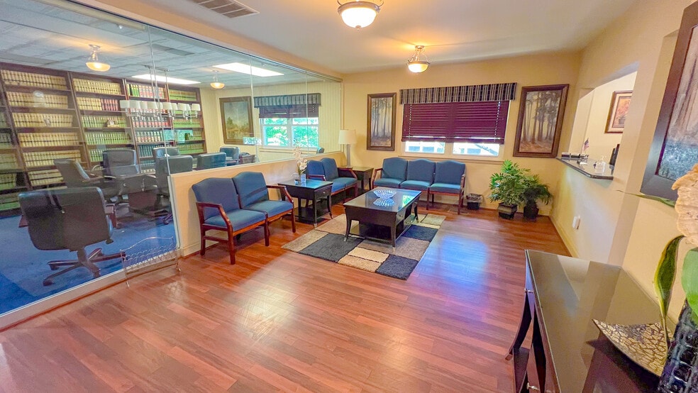 More Photos Of 411 E Marlton Pike, Cherry Hill Office For Lease