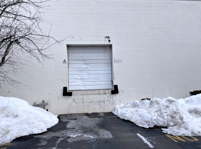 More Photos Of 34 Sullivan Rd, North Billerica Warehouse For Sale