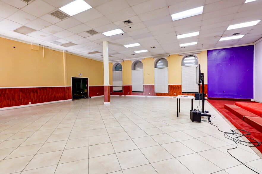 More Photos Of ,  Unknown For Sale