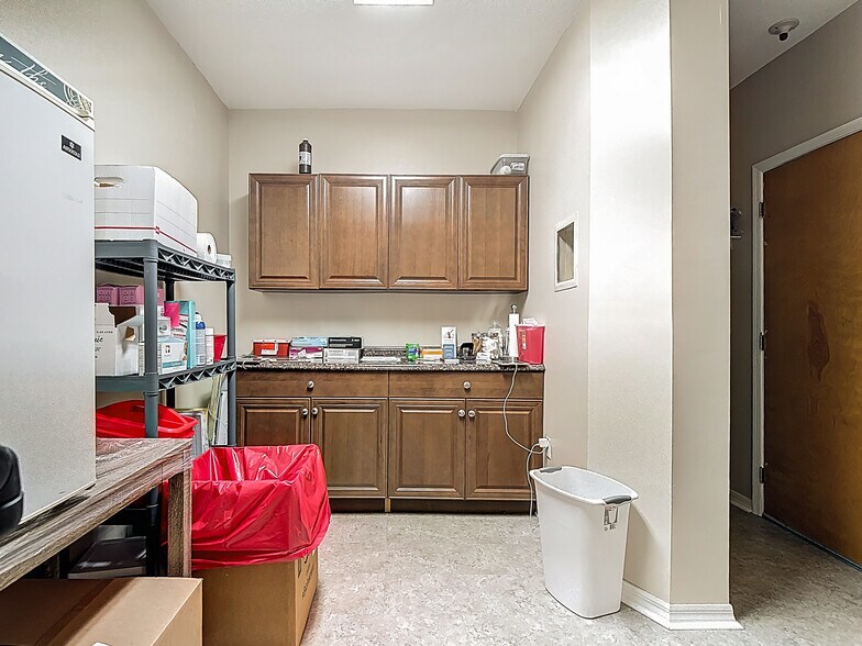 More Photos Of 45 Bryan Ave, LaBelle Medical For Sale