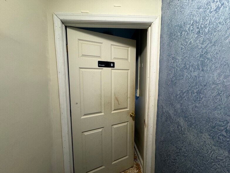 More Photos Of 38-40 W Church St, Hagerstown Religious Facility For Sale