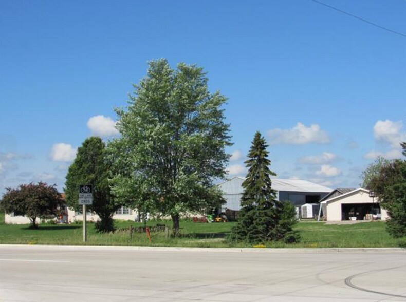 More Photos Of 265 W Ripple Ave, Oshkosh Land For Sale