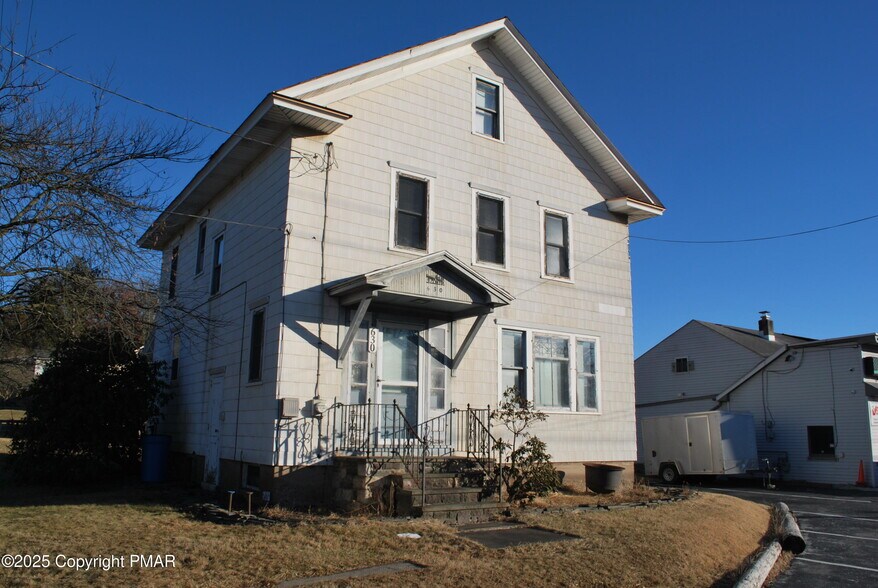 More Photos Of 630 N Courtland St, East Stroudsburg Multifamily For Sale