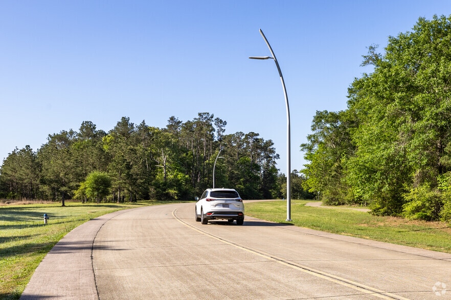 More Photos Of 0 Deison Park Dr, Conroe Land For Sale