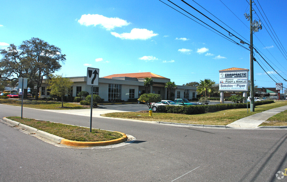 Primary Photo Of 7500 Bryan Dairy Rd, Largo Medical For Lease