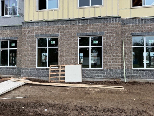 More Photos Of 6252 Portal Way, Ferndale Office For Lease