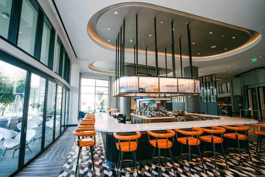 More Photos Of 130 W Huntington Dr, Arcadia Hotel For Sale