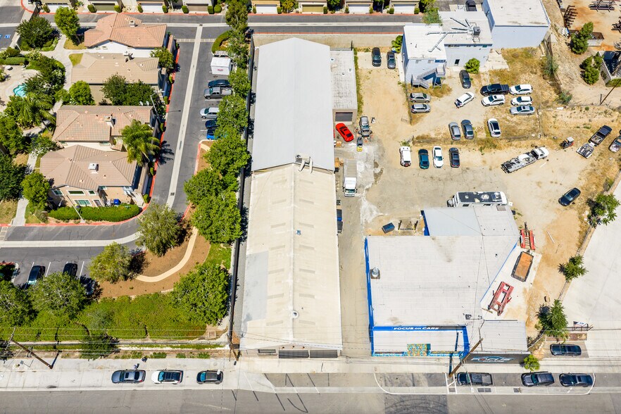 More Photos Of 2879 Main St, Riverside Warehouse For Lease