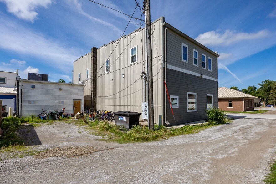 More Photos Of 112 N Iowa St, Solon Storefront Retail Residential For Sale