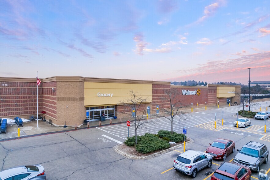 More Photos Of 1291-1341 W Paradise Dr, West Bend Unknown For Sale