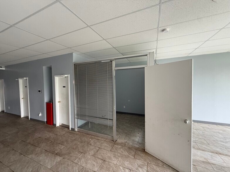 More Photos Of 2601 Stanley Ave, Dayton Office For Lease