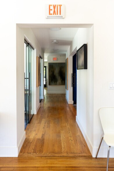 More Photos Of 1913-1915 Hyperion Ave, Los Angeles Loft Creative Space For Sale