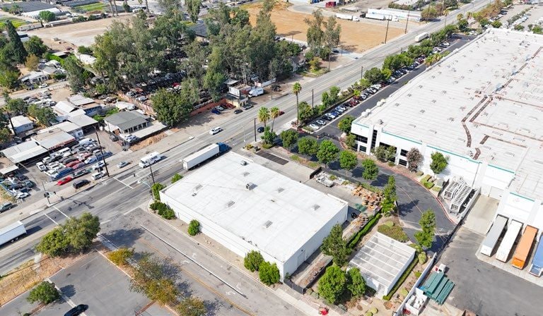 More Photos Of 580 E Mill St, San Bernardino Manufacturing For Lease