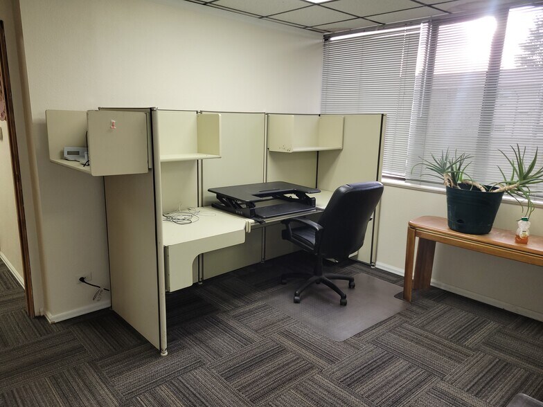 More Photos Of 1895 Youngfield St, Golden Office For Lease