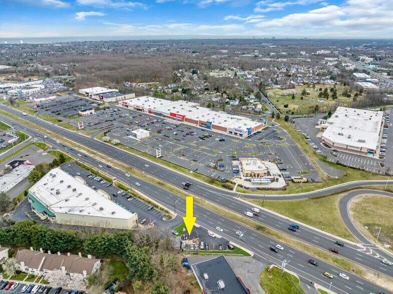 More Photos Of 15 Highway 36, Eatontown Freestanding For Lease