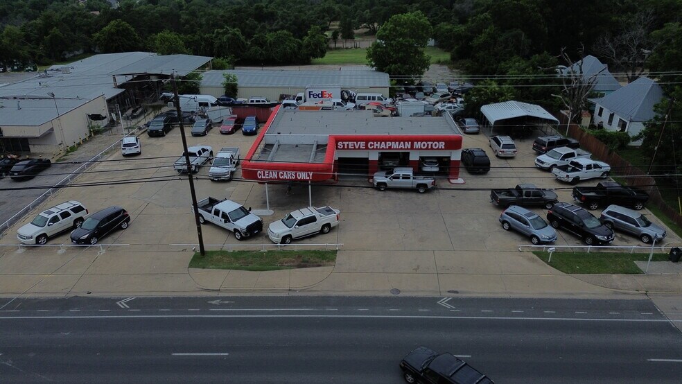 More Photos Of 4712 S Congress Ave, Austin Auto Dealership For Sale