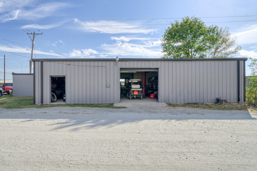 More Photos Of 102 Highway 39 S, Normangee Specialty For Sale