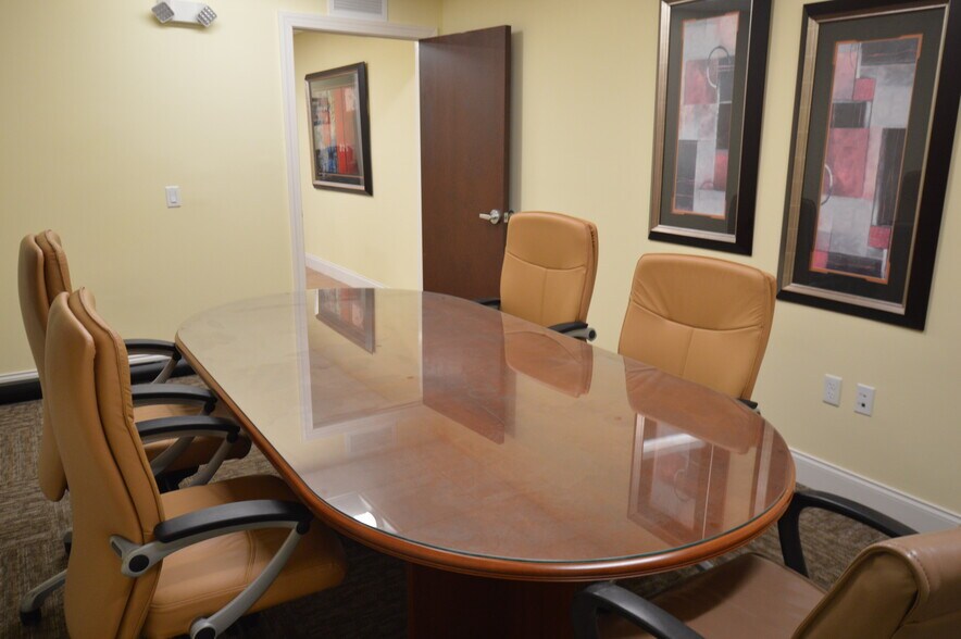 More Photos Of 1232-1238 N University Dr, Plantation Office For Lease